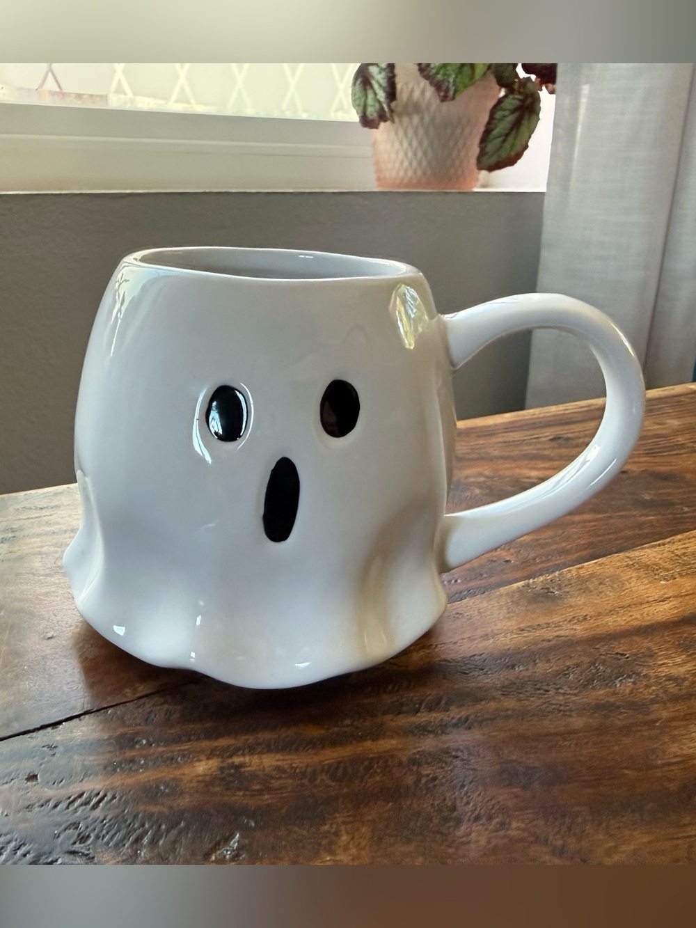 Williams Sonoma Ghost Figural Mug